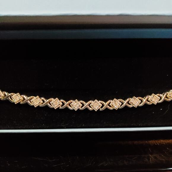 1/2 CT TW DIAMOND TENNIS BRACELET 7" XO SQUARE IN STERLING SILVER - Picture 9 of 9